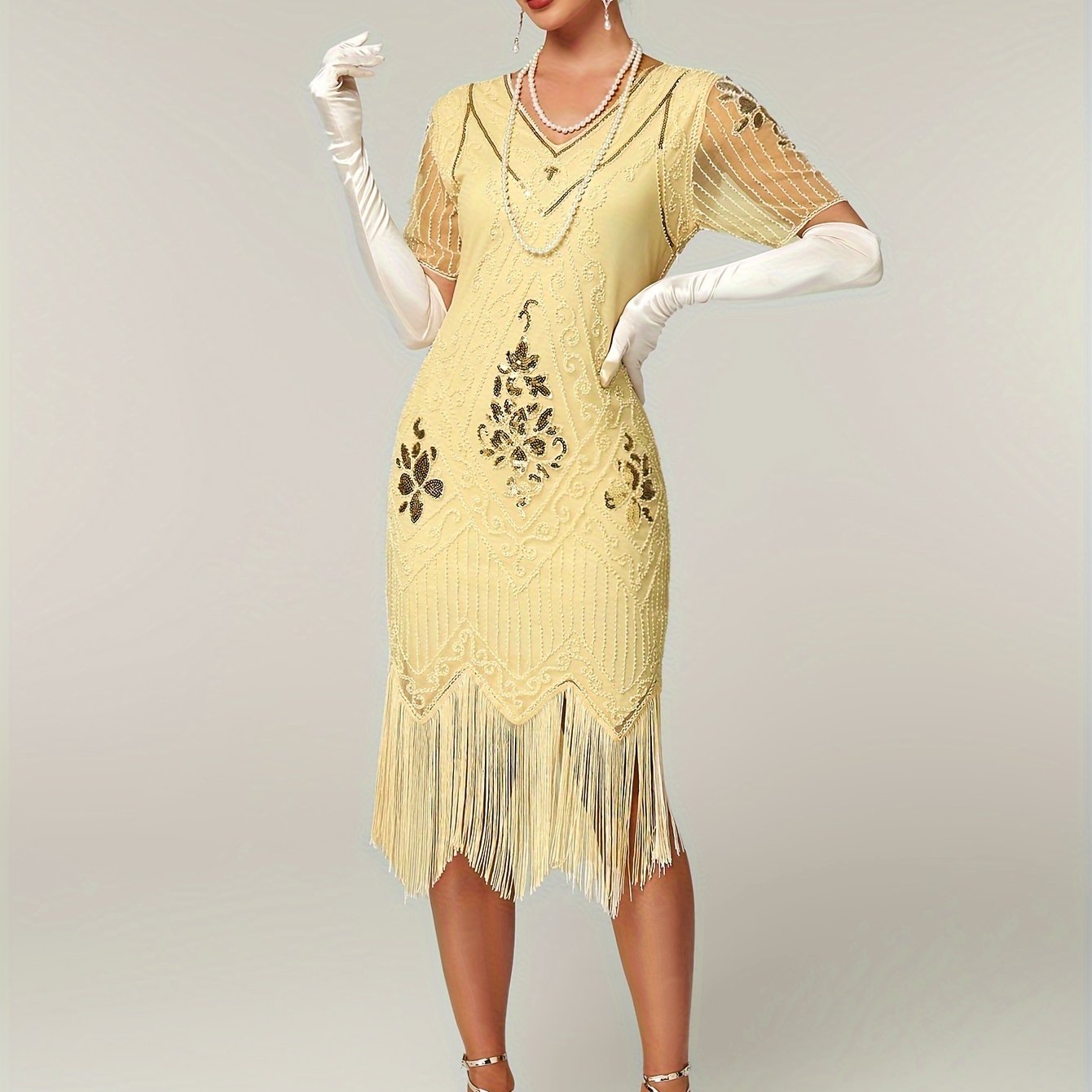 Plus Size 1920s Flapper Dress Gatsby Costume Fringed Sequin Art Deco Dress for Women Beige