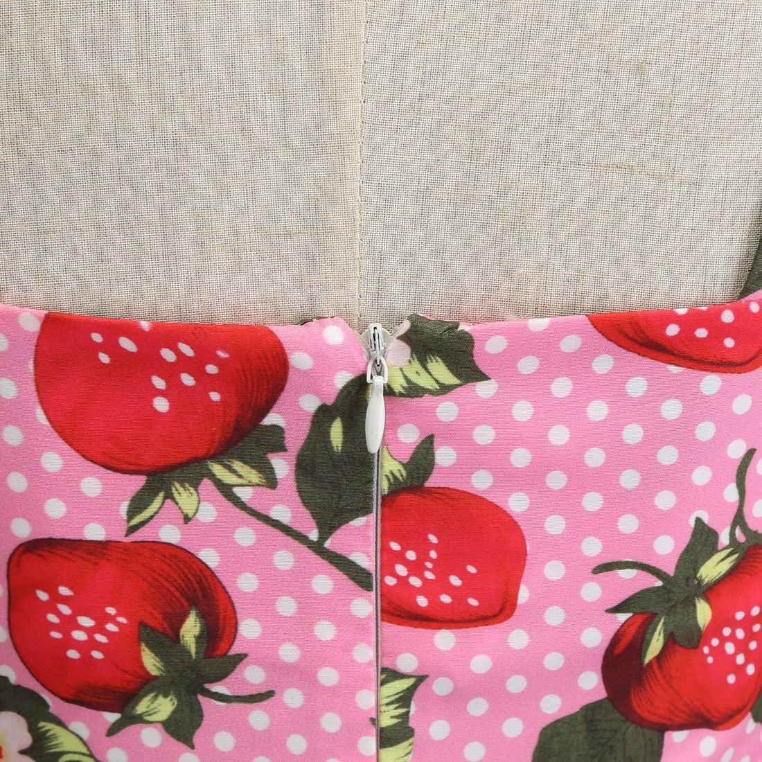 Women Cherries Strawberry Print Vintage Prom Dress Sleeveless 1950s Party Dress Pink