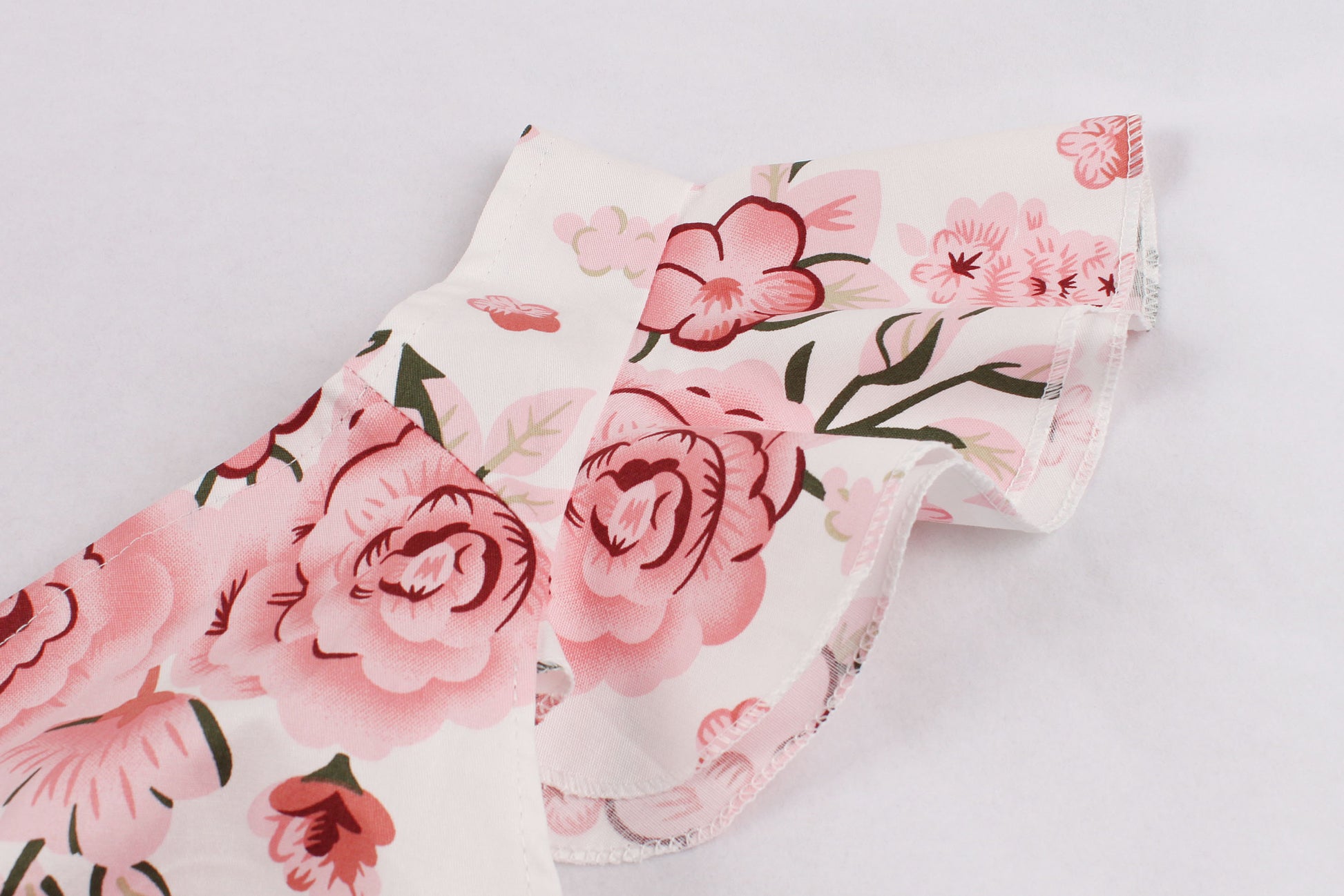 Women Vintage 1950s Cocktail Party Swing Dresses with Ruffle Cap Sleeves V Neck Floral Print Dress White