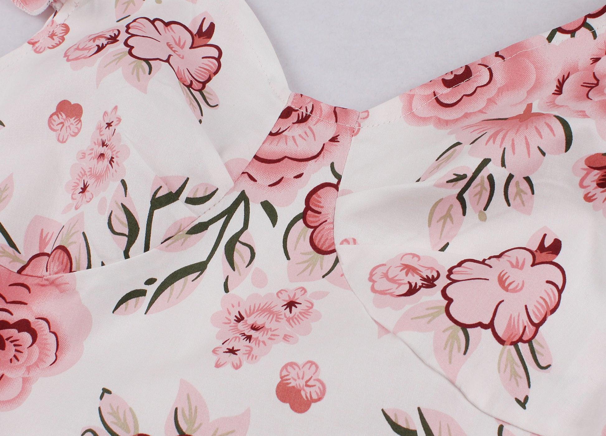 Women Vintage 1950s Cocktail Party Swing Dresses with Ruffle Cap Sleeves V Neck Floral Print Dress White